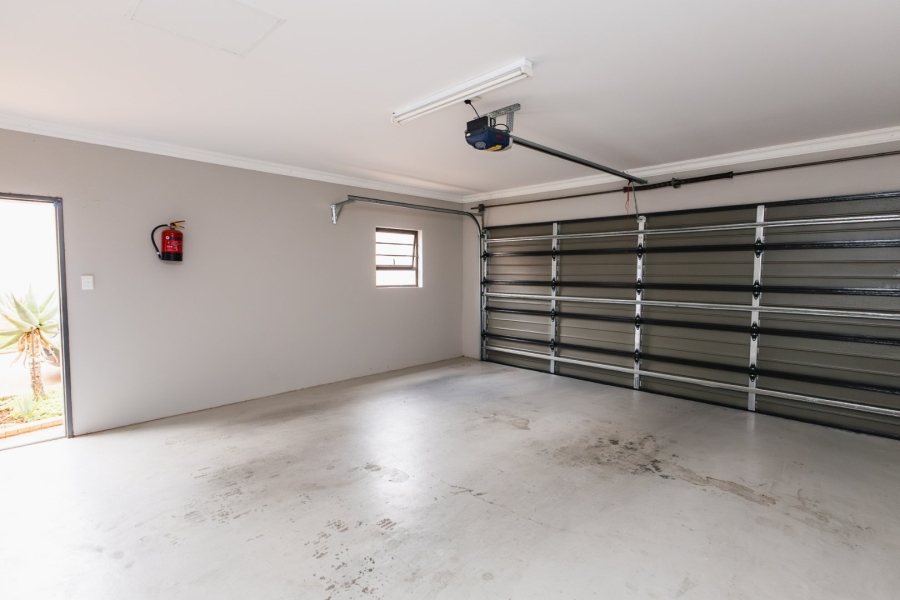 3 Bedroom Property for Sale in Wild Olive Estate Free State